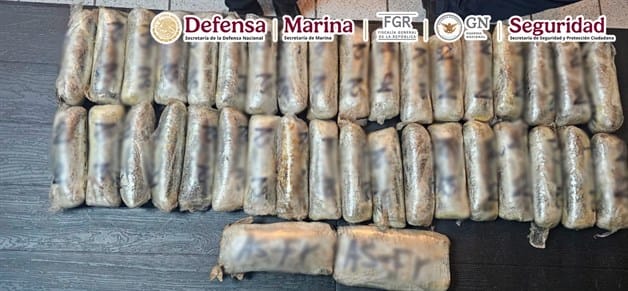 Aseguran 4 toneladas de metanfetamina en Baja California Aseguran 4 toneladas de metanfetamina en Baja California