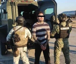 Detienen a 'El Ricky', segundo al mando de grupo criminal en Nuevo Laredo Detienen a 'El Ricky', segundo al mando de grupo criminal en Nuevo Laredo