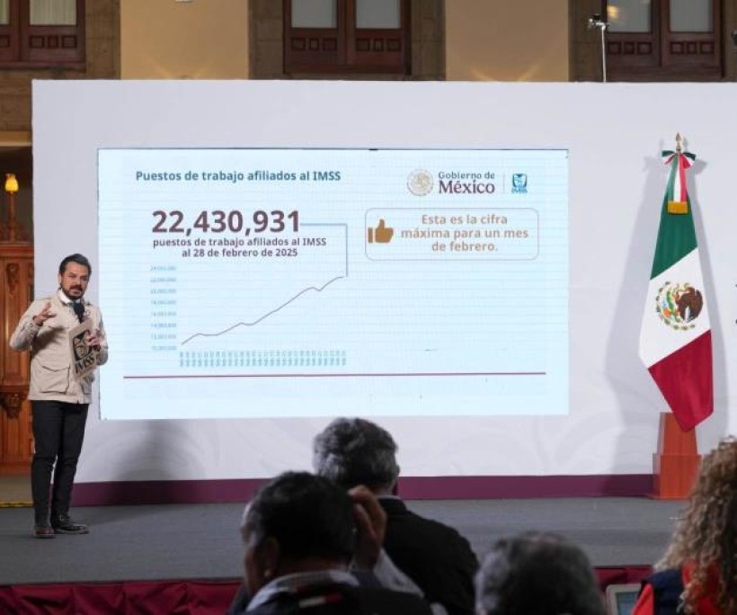 Celebran récord de afiliados al IMSS